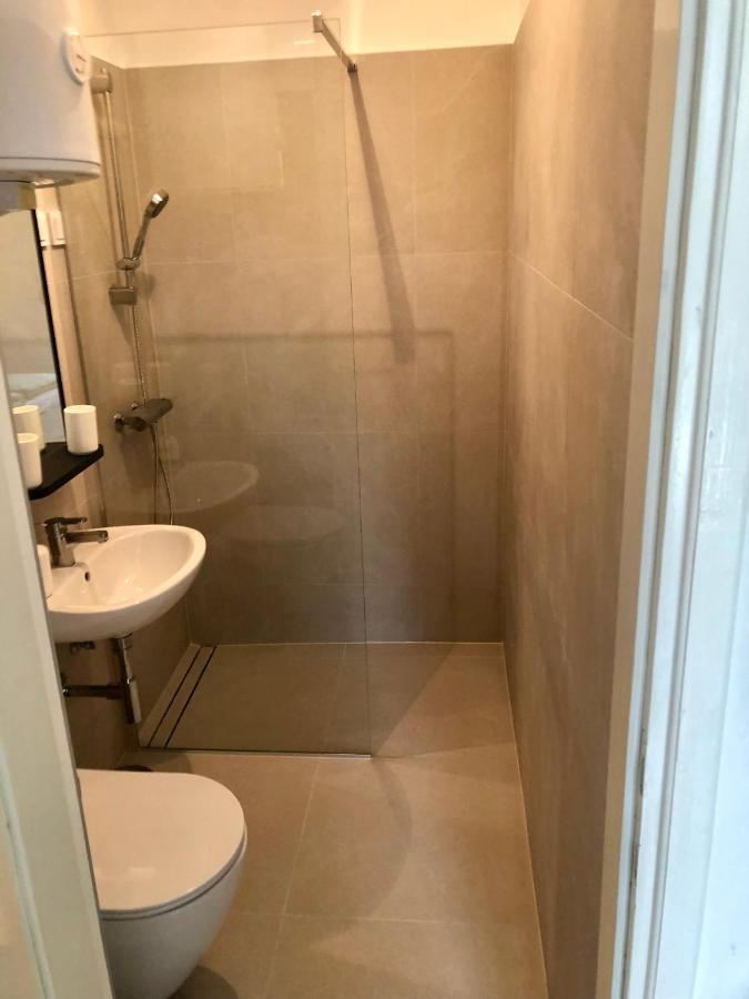 Guest House Marta Rovinj Luaran gambar