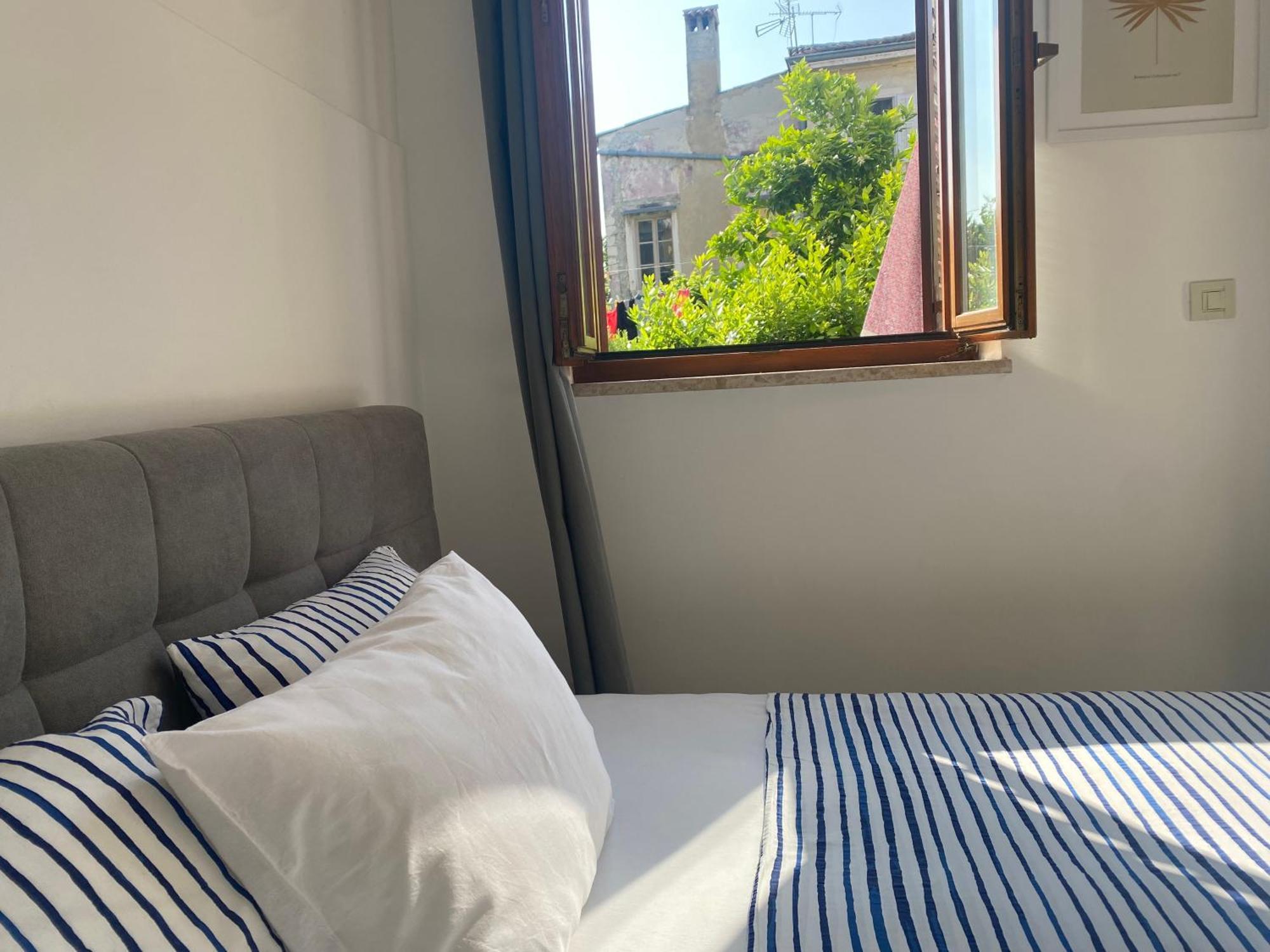Guest House Marta Rovinj Luaran gambar
